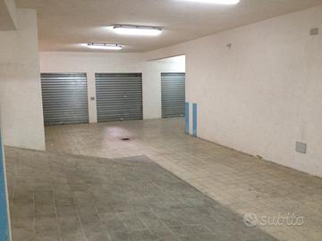 Box auto Via Dante 21