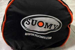 Casco suomy