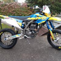 NEW Suzuki Valenti MOTARD SM 125 Z -MOTO ITALIANA