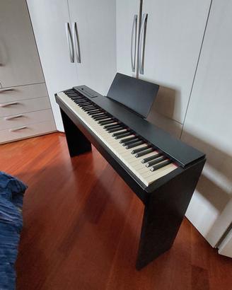 Roland digital piano F-20 