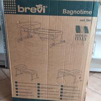 Fasciatoio con vaschetta.