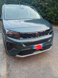 Peugeot rifter gt  febbraio 2025