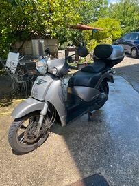 Scooter Scarabeo 250 cc Anno 2004