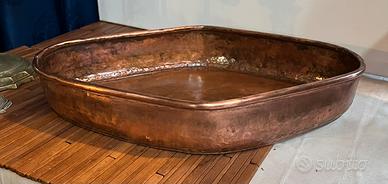 Centrotavolo in rame antico