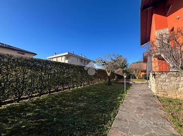 4 LOCALI A SAN PAOLO D'ARGON