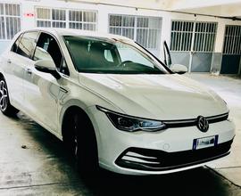 VOLKSWAGEN Golf 8ª serie - 2023