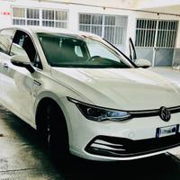 VOLKSWAGEN Golf 8ª serie - 2023