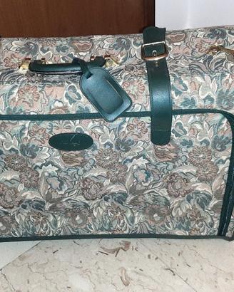 Valigia americana vintage, a rotelle