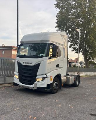 Iveco S Way 440AS490 trattore stradale