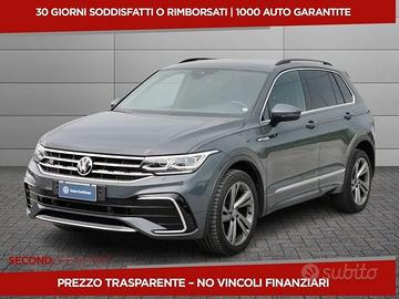Volkswagen Tiguan 2.0 tdi R-Line 4motion 150c...