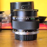 Olympus OM Zuiko 85mm F2