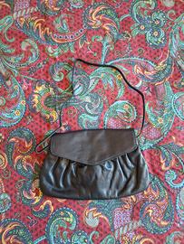 Borsetta in vera pelle con tracolla