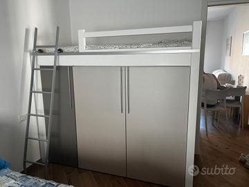 letto rialzato con guardaroba