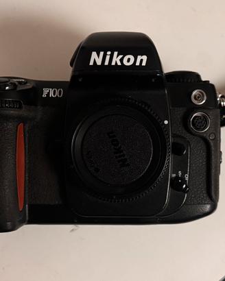 Nikon F100 come nuova