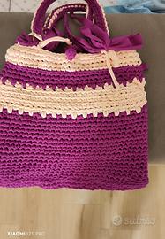 borsa artigianale fatta a mano  in fettuccia 