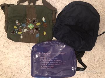 Borse con la tracolla e zaini per la scuola