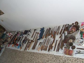 Attrezzi vari, seghe, lime... (centinaia di pezzi)