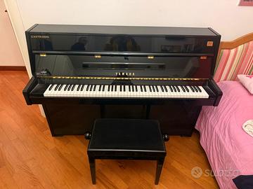 PIANOFORTE YAMAHA C190