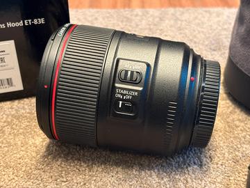 Canon EF 85mm f/1.4L IS USM