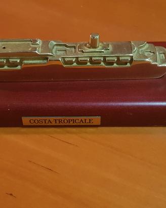 modellino in ottone Costa Tropicale