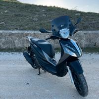Piaggio Medley 125