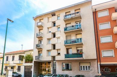 3 LOCALI A TORINO