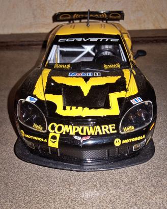 Chevrolet Corvette C6R Burago 1:24.