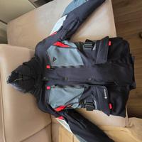 Abbigliamento per motocicl