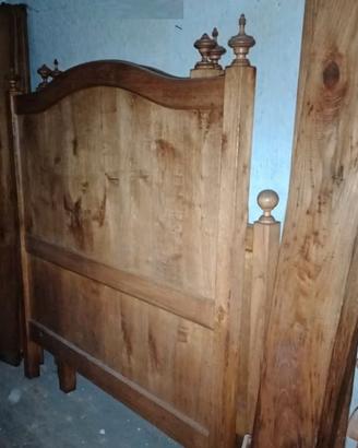 letti in legno di rovere