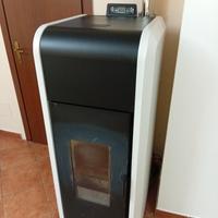 Idrostufa a pellet 28 kw