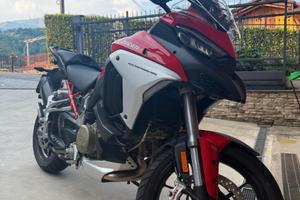 Ducati Multistrada V4 S Travel & Radar Red