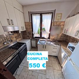 Cucina e soggiorno