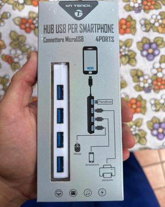 Connettore micro USB