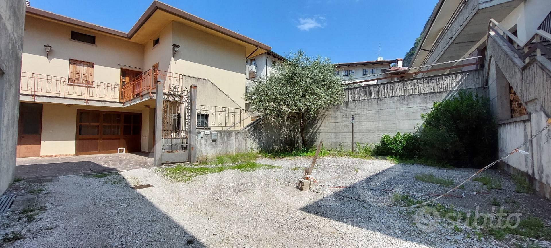 Villa a schiera di testa - Gemona del Friuli - Vista 3