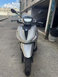 Vengo piaggio beverly 300