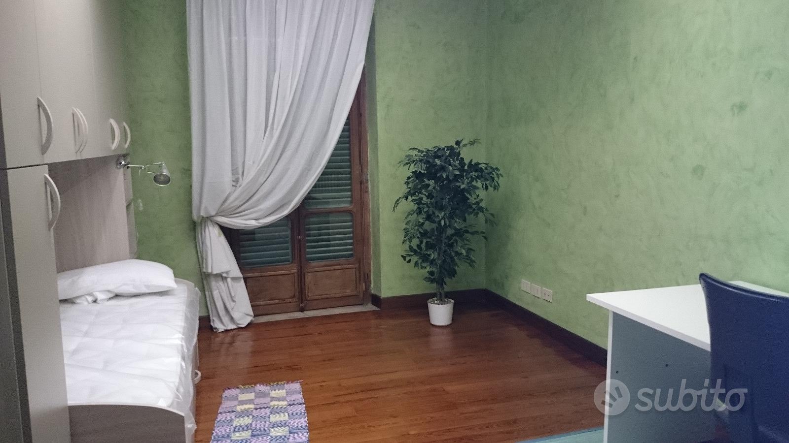 Stanza singola in Centro, foto 5 di 6