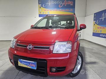Fiat Panda 1.3 MJT 16V DPF 4x4 Climbing
