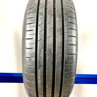 Goodyear 215/55 R17 94V