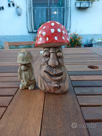 Funghi e Gnomi in Legno Intagliati a Mano 
