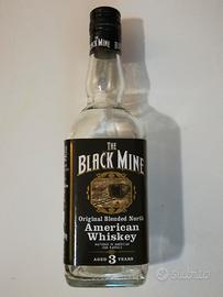 Bottiglia The Black Mine Whiskey + Jack Daniel's