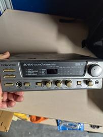 Expander Roland SC-D70