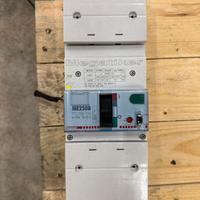 Interruttore bticino  megatiker 250A