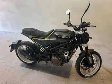 Husqvarna Svartpilen 401