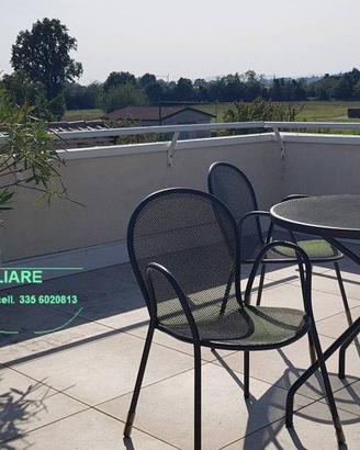 Villa di 313 m² con più di 5 locali e box auto dop