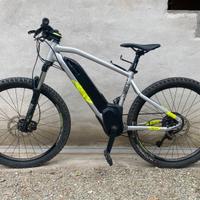 Bici elettrica E-st 520 rockrider