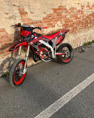 HM 50