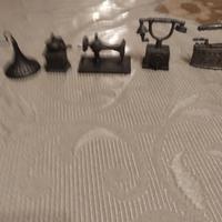 miniature di oggetti casalinghi 