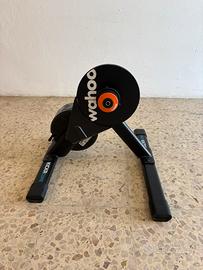 Wahoo kickr Core 2 + Zwift Click + Cog