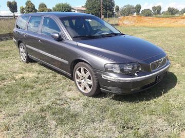 Ricambi Volvo V 70 2400 D5 Anno 2003