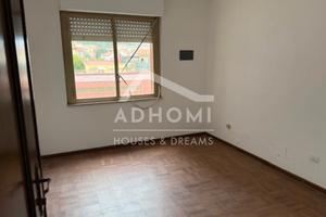 Ufficio 3 stanze, 1° piano